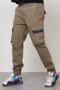 Оптом Джинсы карго мужские с накладными карманами бежевого цвета 2403-1B в Оренбурге, фото 3