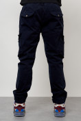 Оптом Джинсы карго мужские с накладными карманами темно-синего цвета 2403-1TS в Сочи, фото 8