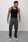 Оптом Джинсы карго мужские с накладными карманами темно-серого цвета 2404TC в Волгоградке, фото 8