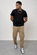 Оптом Джинсы карго мужские с накладными карманами бежевого цвета 2413B в Астане, фото 8