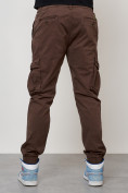 Оптом Джинсы карго мужские с накладными карманами коричневого цвета 2413K в Казани, фото 8