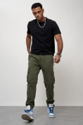 Оптом Джинсы карго мужские с накладными карманами цвета хаки 2413Kh в Сочи