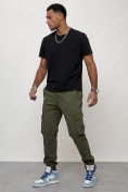 Оптом Джинсы карго мужские с накладными карманами цвета хаки 2413Kh в Сочи, фото 8