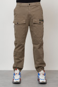 Оптом Джинсы карго мужские с накладными карманами бежевого цвета 2417B