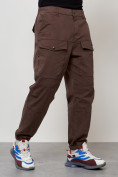 Оптом Джинсы карго мужские с накладными карманами коричневого цвета 2417K в Баку, фото 3
