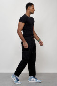 Оптом Джинсы карго мужские с накладными карманами черного цвета 2418Ch в Волгоградке, фото 3
