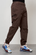 Оптом Джинсы карго мужские с накладными карманами коричневого цвета 2419K, фото 7