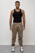 Оптом Джинсы карго мужские с накладными карманами бежевого цвета 2420B в Самаре, фото 3
