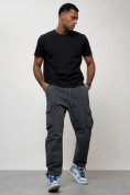 Оптом Джинсы карго мужские с накладными карманами темно-серого цвета 2421TC в Оренбурге, фото 2