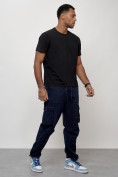 Оптом Джинсы карго мужские с накладными карманами темно-синего цвета 2421TS в Астане, фото 3
