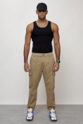 Оптом Джинсы карго мужские с накладными карманами бежевого цвета 2422B в Волгоградке, фото 3