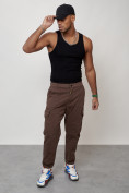 Оптом Джинсы карго мужские с накладными карманами коричневого цвета 2422K, фото 11