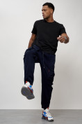 Оптом Джинсы карго мужские с накладными карманами темно-синего цвета 2423TS в Уфе, фото 2