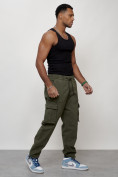 Оптом Джинсы карго мужские с накладными карманами цвета хаки 2424Kh в Уфе, фото 3
