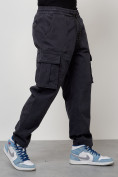 Оптом Джинсы карго мужские с накладными карманами темно-серого цвета 2424TC в Челябинске, фото 3