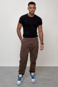 Оптом Джинсы карго мужские с накладными карманами коричневого цвета 2425K, фото 12