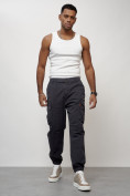 Оптом Джинсы карго мужские с накладными карманами темно-серого цвета 2425TC