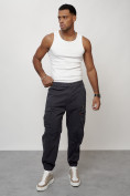 Оптом Джинсы карго мужские с накладными карманами темно-серого цвета 2425TC в Волгоградке, фото 12