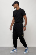 Оптом Джинсы карго мужские с накладными карманами черного цвета 2426Ch в Тольятти, фото 10