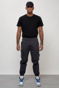Оптом Джинсы карго мужские с накладными карманами темно-серого цвета 2426TC в Оренбурге, фото 5
