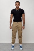 Оптом Джинсы карго мужские с накладными карманами бежевого цвета 2427B