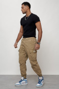 Оптом Джинсы карго мужские с накладными карманами бежевого цвета 2427B в Казани, фото 2