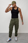 Оптом Джинсы карго мужские с накладными карманами цвета хаки 2428Kh в Волгоградке, фото 10
