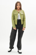 Оптом Короткая кожаная куртка женская зеленого цвета 245Z в Казани, фото 5