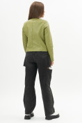 Оптом Короткая кожаная куртка женская зеленого цвета 245Z в Казани, фото 11