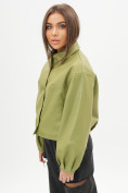Оптом Короткая кожаная куртка женская зеленого цвета 246Z в Казани, фото 12