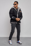 Оптом Плюшевая куртка мужская с капюшоном молодежная черного цвета 28117Ch в Самаре, фото 11
