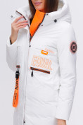 Оптом Куртка удлиненная TRENDS SPORT белого цвета 22297Bl в  Красноярске, фото 11