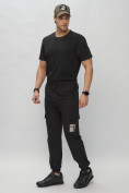 Оптом Брюки джоггеры спортивные с карманами мужские черного цвета 3075Ch в Екатеринбурге, фото 2