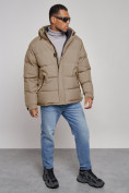 Оптом Куртка спортивная болоньевая мужская зимняя с капюшоном бежевого цвета 3111B в Казани, фото 10