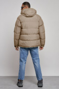 Оптом Куртка спортивная болоньевая мужская зимняя с капюшоном бежевого цвета 3111B во Владивостоке, фото 4