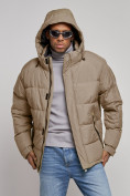 Оптом Куртка спортивная болоньевая мужская зимняя с капюшоном бежевого цвета 3111B в Омске, фото 6