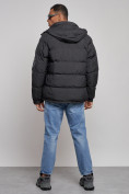 Оптом Куртка спортивная болоньевая мужская зимняя с капюшоном черного цвета 3111Ch в Перми, фото 4