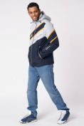 Оптом Куртка спортивная мужская с капюшоном темно-синего цвета 3583TS в Казани, фото 2