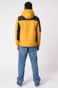 Оптом Куртка спортивная мужская с капюшоном желтого цвета 3590J в Казани, фото 4