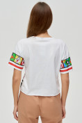 Оптом Топ футболка женская белого цвета 3951Bl в Казани, фото 5