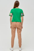 Оптом Топ футболка женская зеленого цвета 3951Z в Казани, фото 3