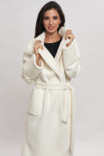 Оптом Пальто зимнее женское белого цвета  41881Bl в Екатеринбурге, фото 7