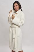 Оптом Пальто зимнее женское белого цвета  41881Bl в Казани, фото 8