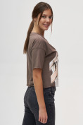 Оптом Топ футболка женская коричневого цвета 4318K в Казани, фото 6