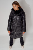 Оптом Пальто утепленное с капюшоном зимнее женское  черного цвета 442116Ch, фото 13