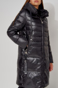 Оптом Пальто утепленное с капюшоном зимнее женское  черного цвета 442116Ch в Екатеринбурге, фото 15