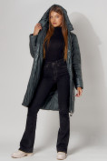 Оптом Пальто утепленное с капюшоном зимнее женское  темно-зеленого цвета 442116TZ, фото 6