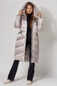 Оптом Пальто утепленное зимнее женское  бежевого цвета 442152B в Казани, фото 7