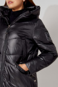 Оптом Пальто утепленное зимнее женское  черного цвета 442152Ch в Екатеринбурге, фото 7