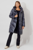 Оптом Пальто утепленное с капюшоном зимнее женское  темно-серого цвета 442185TC в Екатеринбурге, фото 7